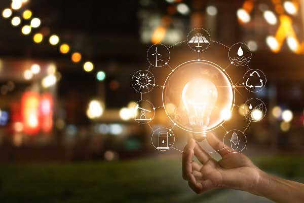 80岁上市公司创始人去世！1982年借村民卖猪的4000元起家，如今市值372亿元！